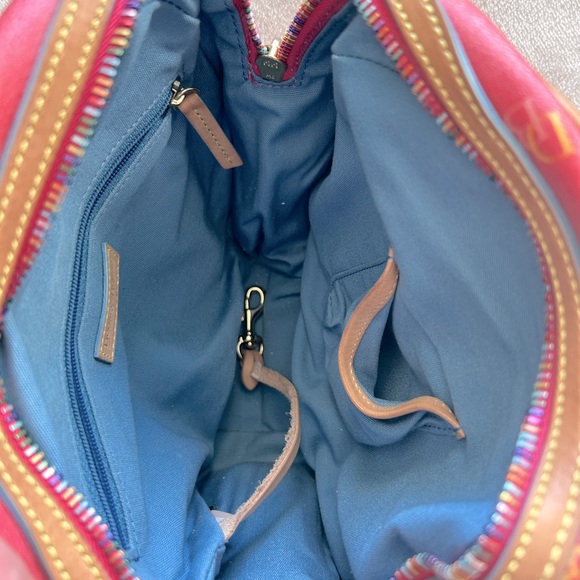 Dooney & Bourke Y2K vintage pink rainbow monogram small round canteen bag ππ©· - Picture 10 of 13